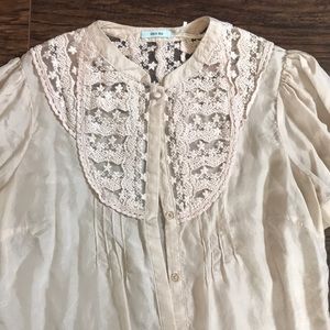 Kimchi Blue Urban Outfitters button up down lace